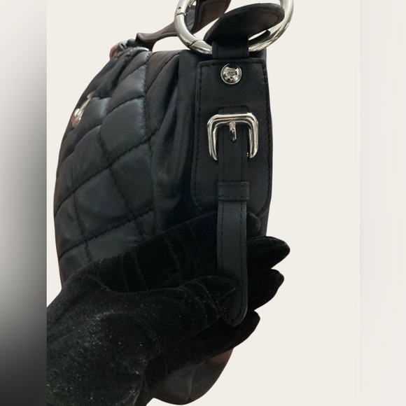 Lambskin Shoulder Bag - Picture 3 of 12